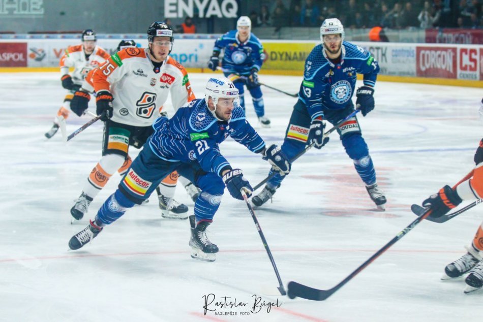 Tretí zápas štvrťfinále: HK Nitra - HC Košice 5:2