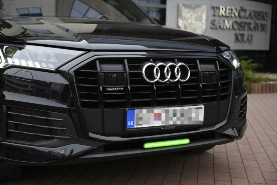 Predné brzdové svetlo