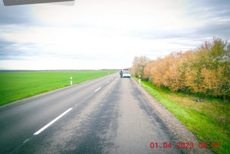 Vodič zrazil cyklistku a z miesta nehody utiekol