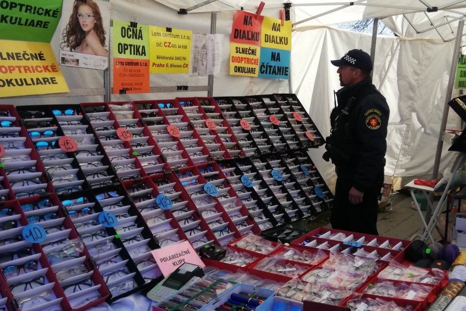 V OBRAZOCH: Zvolenské námestie zaplnili veľkonočné trhy