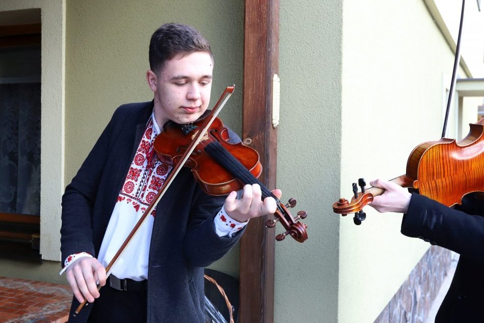 V OBRAZOCH: Veľkonočná oblievačka v Detve