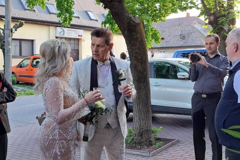 Otto Weiter sa oženil - svadba