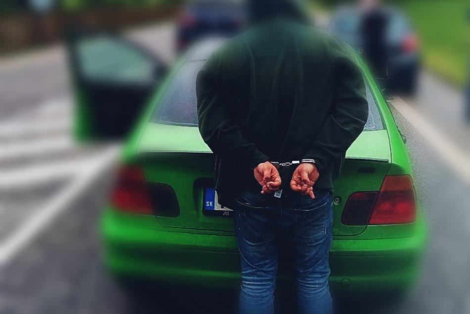 V OBRAZOCH: Úspešná akcia na drogy