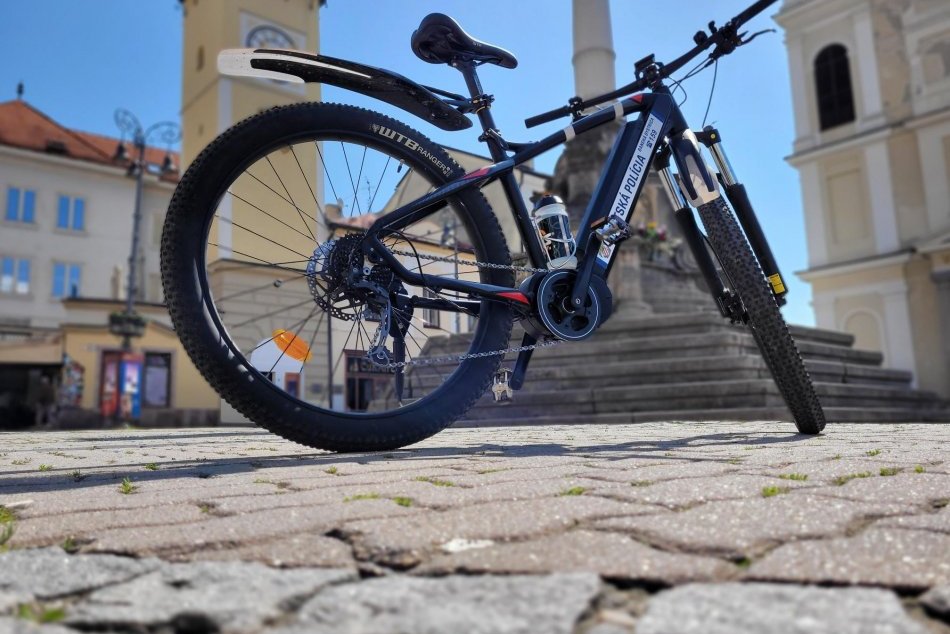 V OBRAZOCH: Mestská polícia využíva aj elektrobicykle
