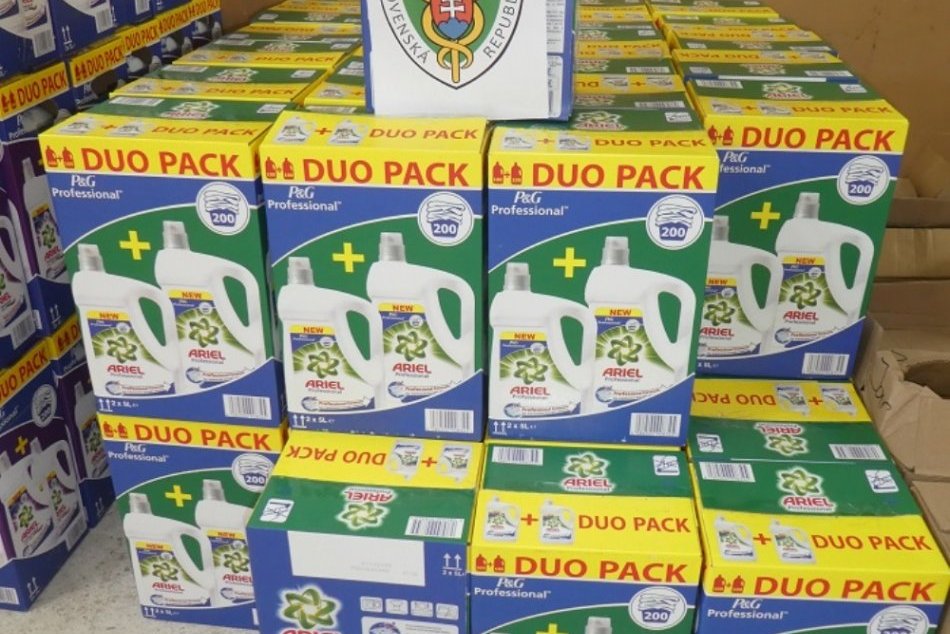 Colníci zaistili falzifikáty drogérie za 7-tisíc eur