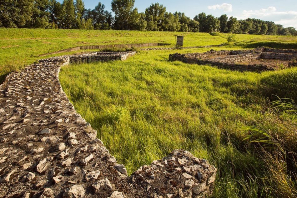 Rímsky vojenský tábor v Iži