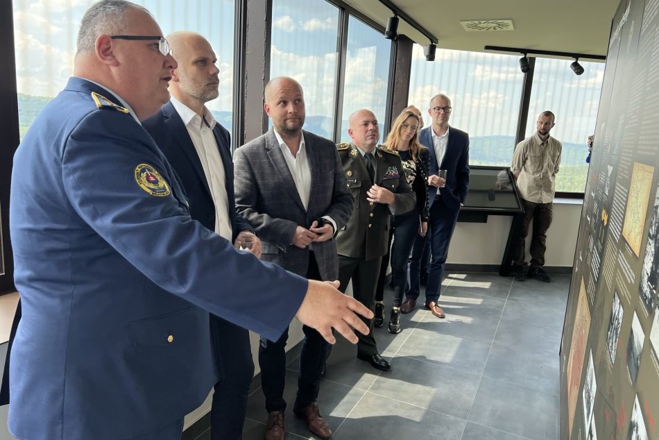 Objektívom: Po prácach na veži Dukla už otvorili vyhliadku