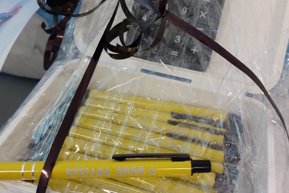 V OBRAZOCH: Stelka s rodičmi sa prišli poďakovať do nemocnice