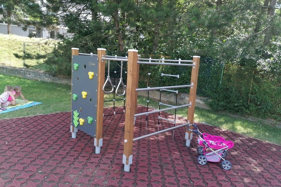 V OBRAZOCH: Detské ihriská v Bystrici