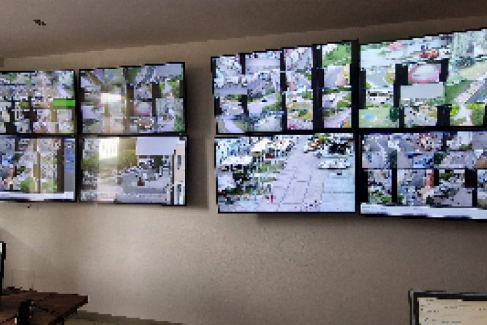 Kamerový systém odhalil dvojicu zlodejov