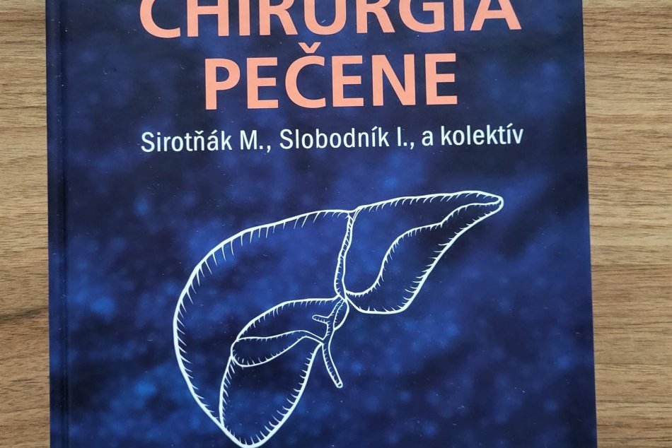 Jedinečná publikácia z dielne kliniky transplantačnej chirurgie