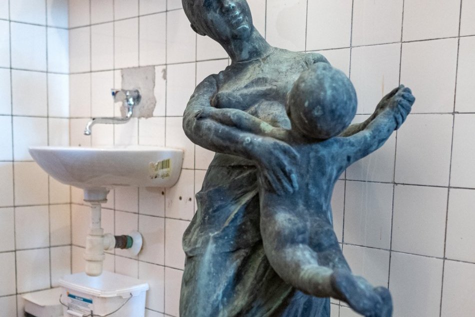 Socha sa ukrývala na poliklinike