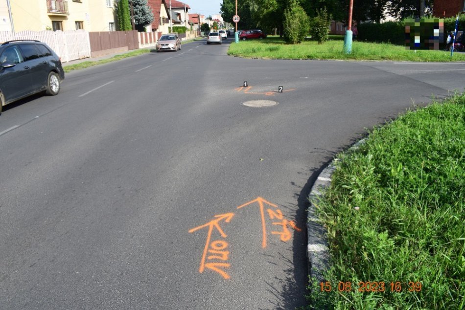 V OBRAZOCH: Muž na invalidnej trojkolke utrpel ťažké zranenia