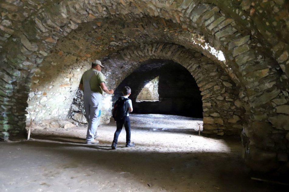 V OBRAZOCH: Hrad Divín ukrýva mučiareň