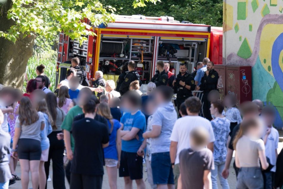 Žiak v škole nožom ZAÚTOČIL na malého chlapca