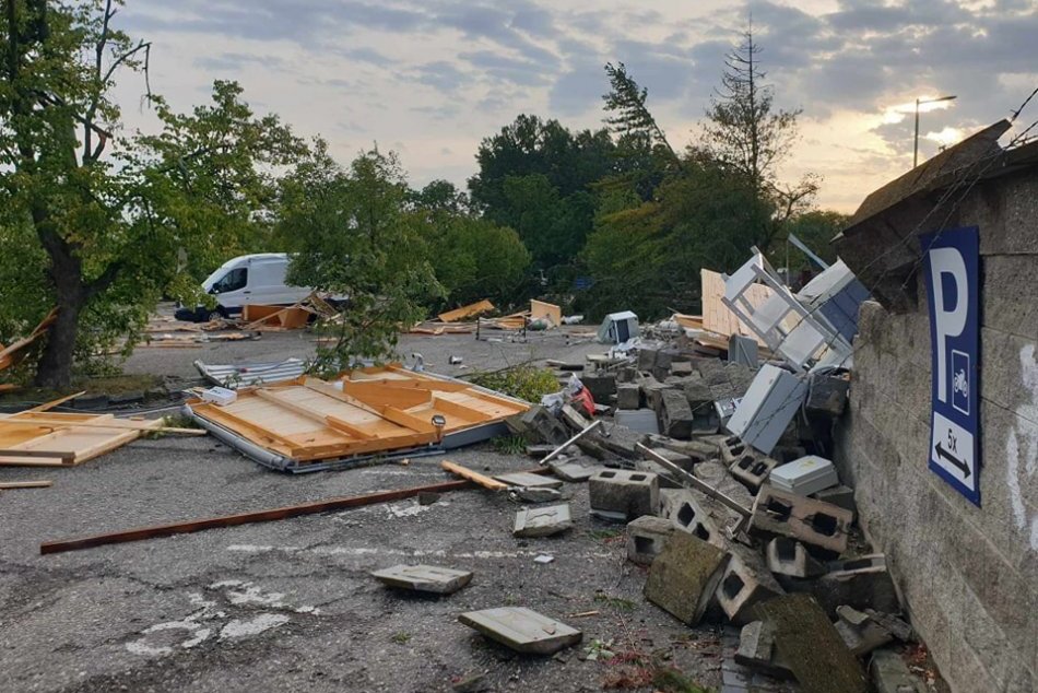 Známe kúpalisko je zrovnané so zemou