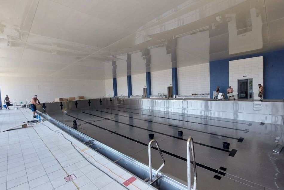Plaváreň STU v Trnave počas rekonštrukcie