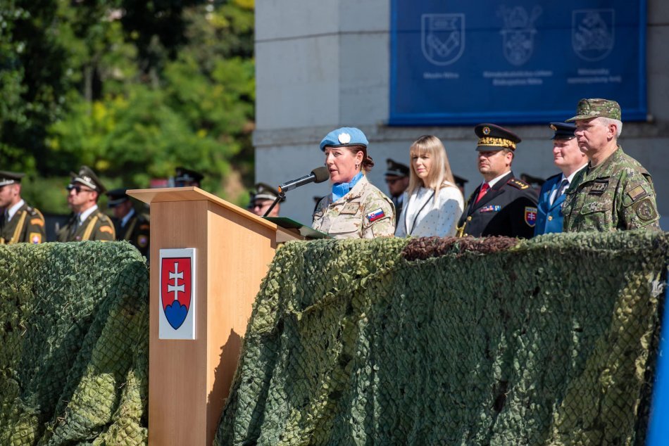 Slávnostný nástup vojakov v Nitre odchádzajúcich na misiu UNFICYP