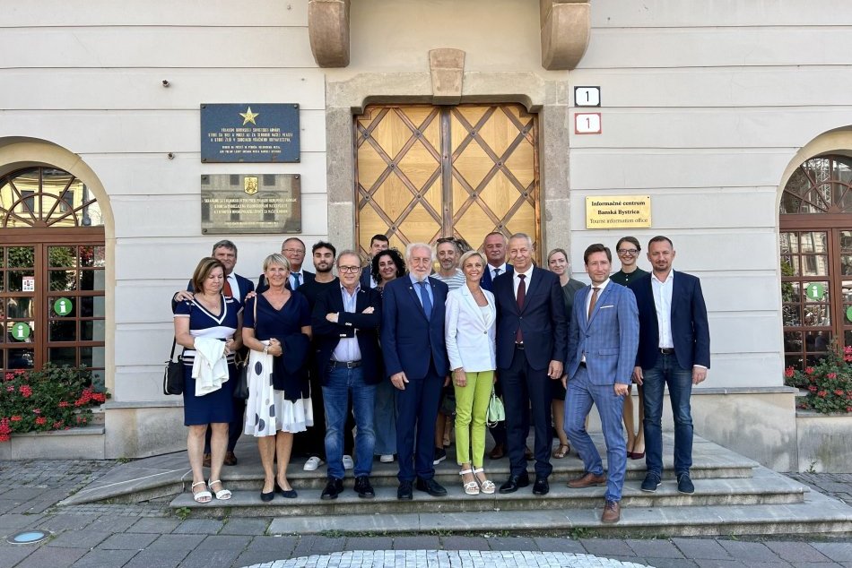 V OBRAZOCH: Zahraniční hostia na Radvanskom jarmoku