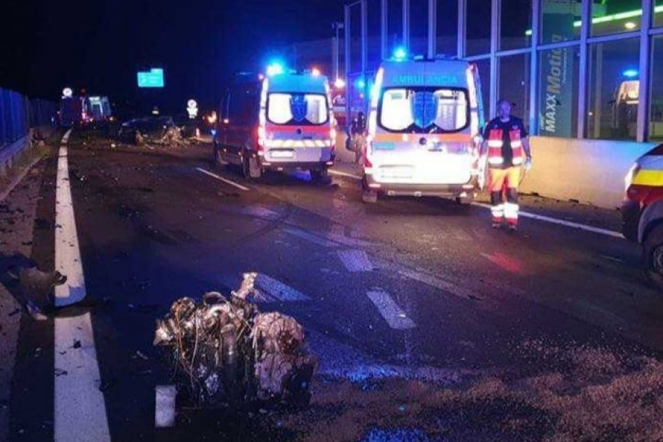 Vážna nehoda na R1 OCHROMILA dopravu