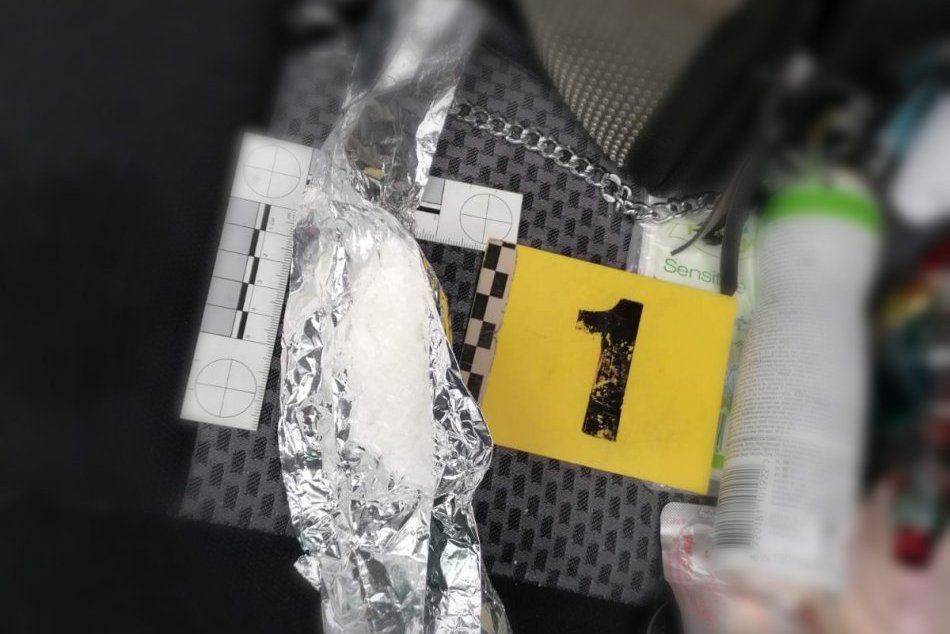 V OBRAZOCH: Policajti odhalili predajcov drog