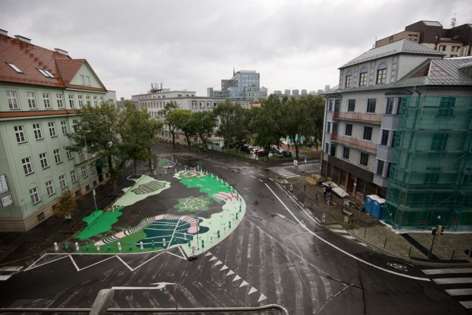 Ostrovček na Vazovovej