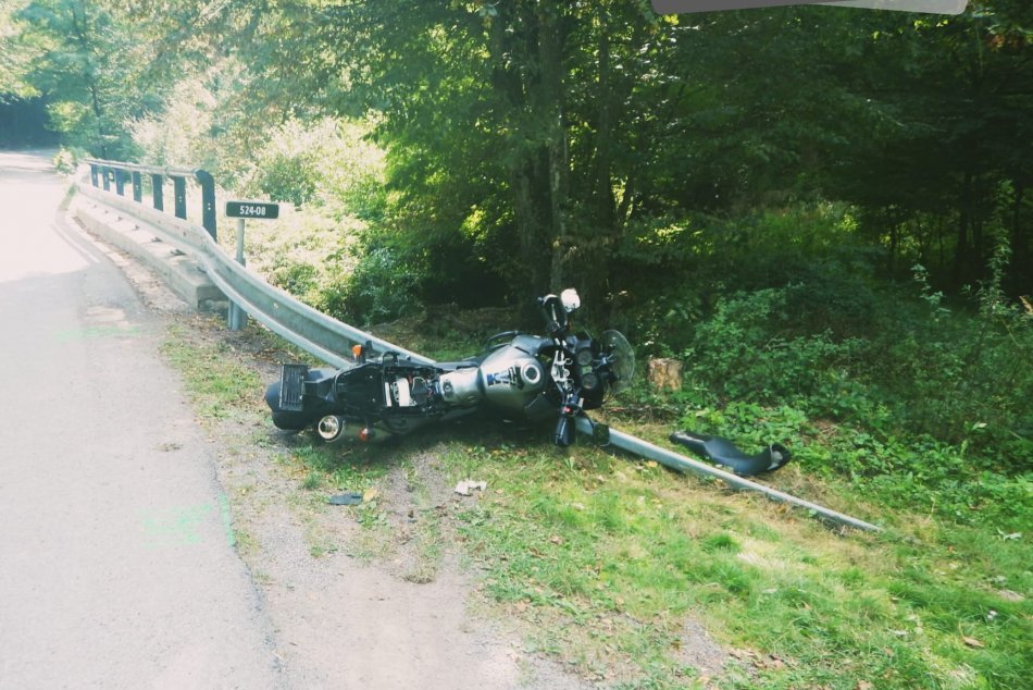 V OBRAZOCH: Nehody motocyklistov v Banskobystrickom kraji