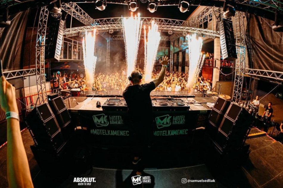 Objektívom: Zomrel uznávaný DJ Robin