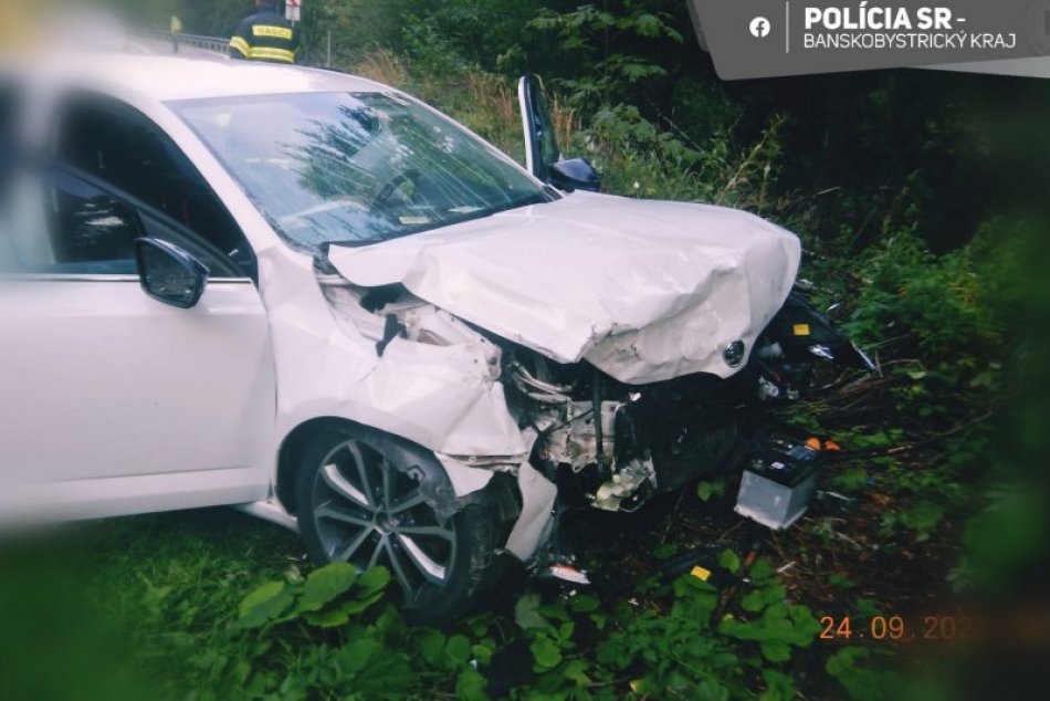 V OBRAZOCH: Vážna nehoda na Čertovici