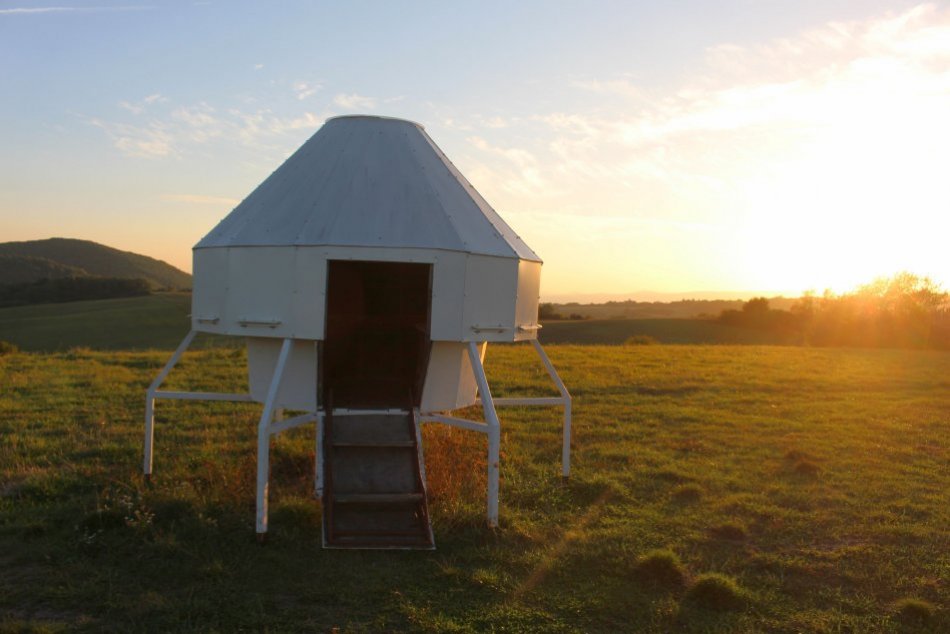 V OBRAZOCH: Atraktívny rebrík do neba nahradilo UFO