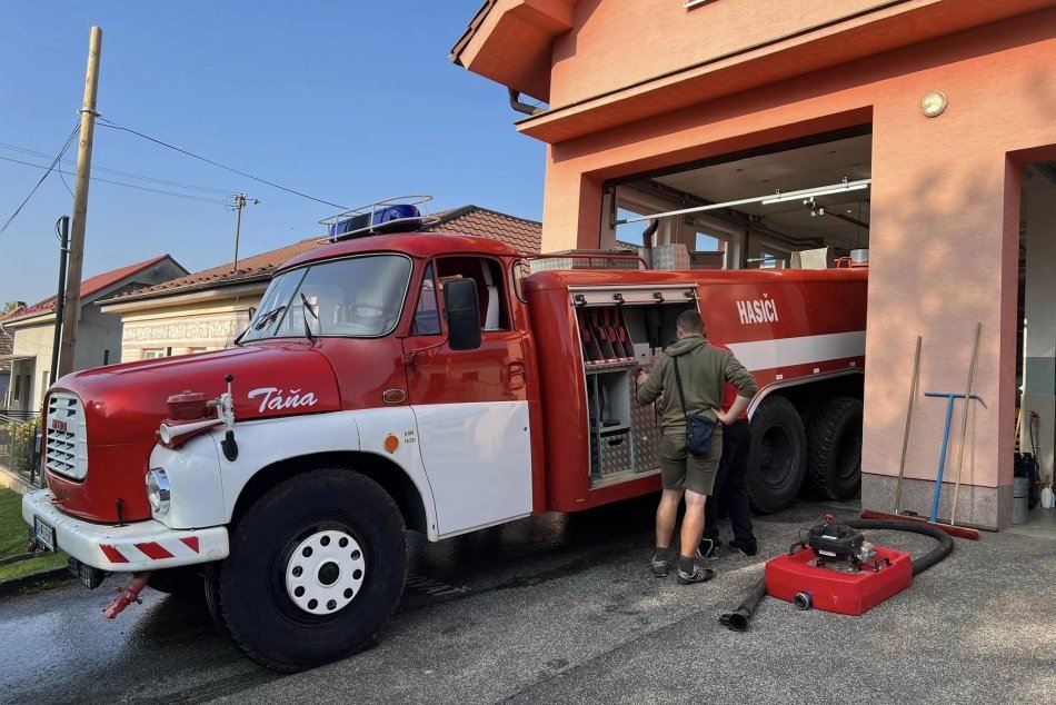 DHZO Rumanová a ich Tatra T148 Táňa