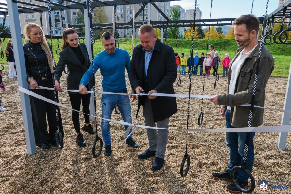 Objektívom: Nové ihrisko na rúčkovanie či visenie v Poprade