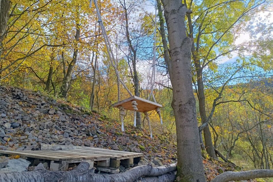 V OBRAZOCH: Nevšedná hojdačka ponúka úchvatný výhľad na Podpoľanie