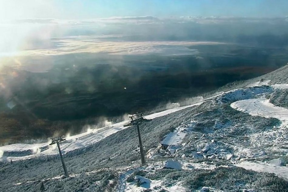 Objektívom: Zasnežovanie lyžiarskych stredísk v Tatrách
