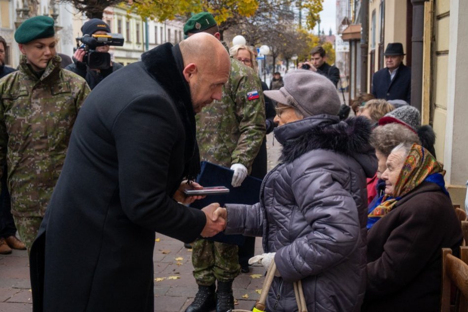 Objektívom: Prešov si uctil mužov, ktorí zahynuli počas komunistického režimu