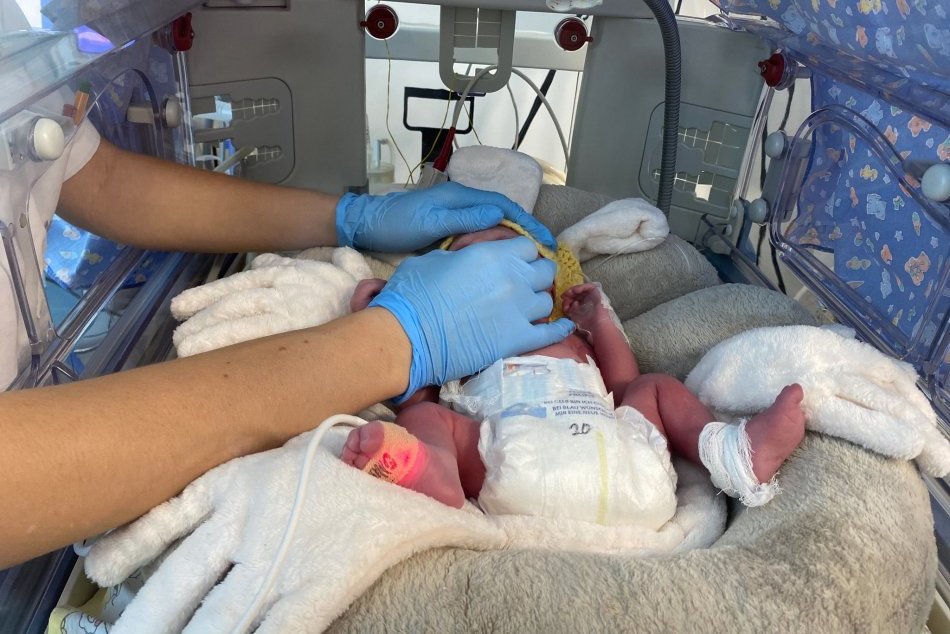 V OBRAZOCH: Tím Neonatologickej kliniky SZU