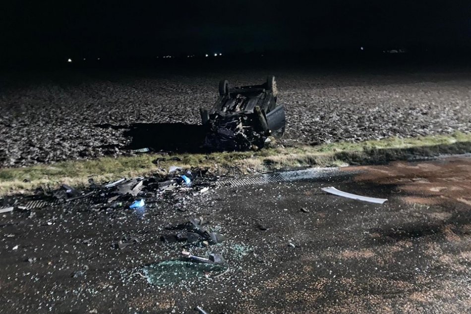 Tragická nehoda na juhu Slovenska: O život prišla 21-ročná vodička