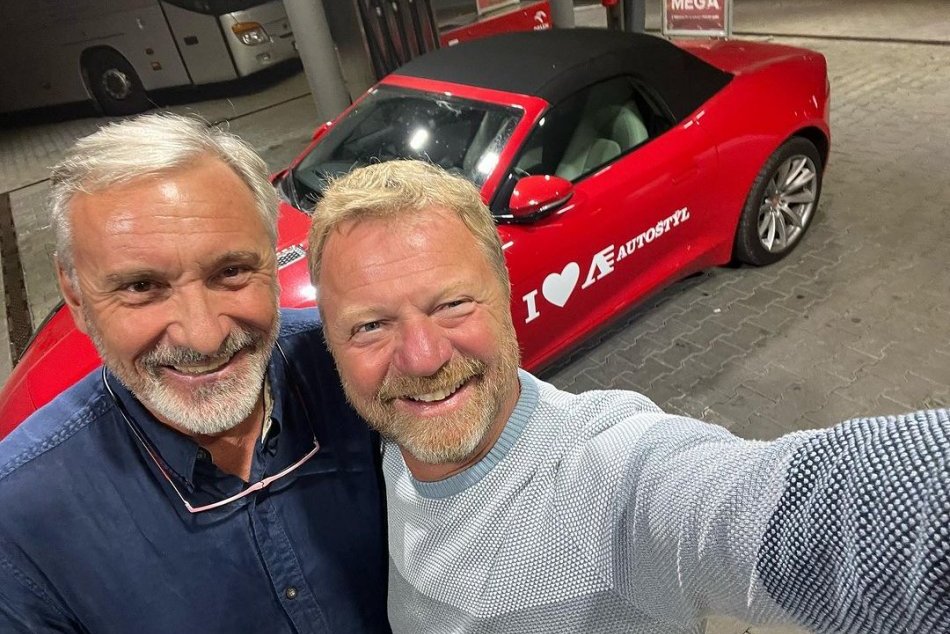 Herec Maroš Kramár sa stal dedkom