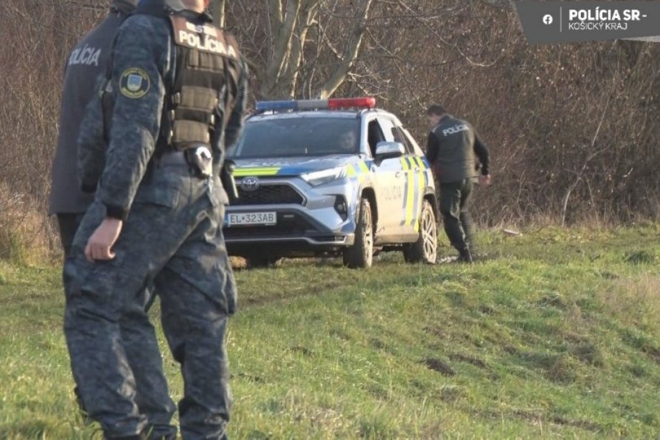 V Laborci sa topil 69-ročný muž: Zomrel počas prevozu do nemocnice