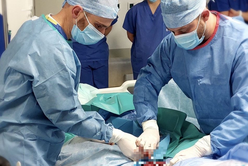 ECMO prispelo prvýkrát k záchrane ťažko zraneného pacienta