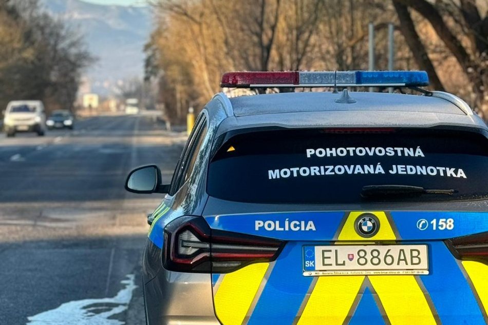 V OBRAZOCH: Policajti zadržali vodiča pod vplyvom drog
