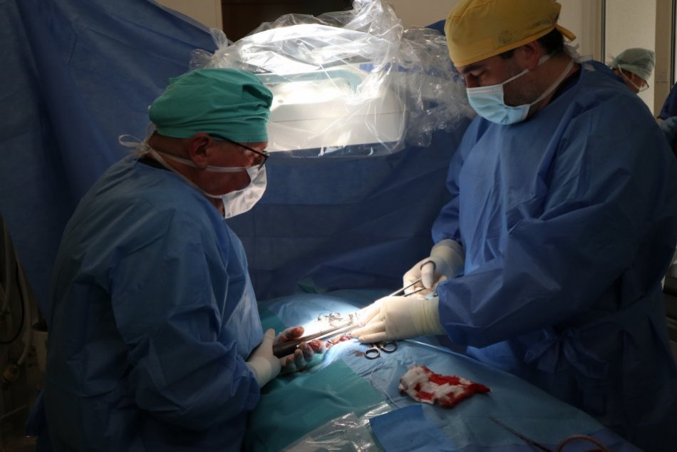 Raritná operácia 2,5-ročného pacienta