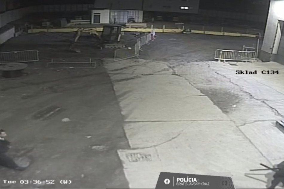 Zlodeji v Bratislave ukradli káble za 4 200 eur