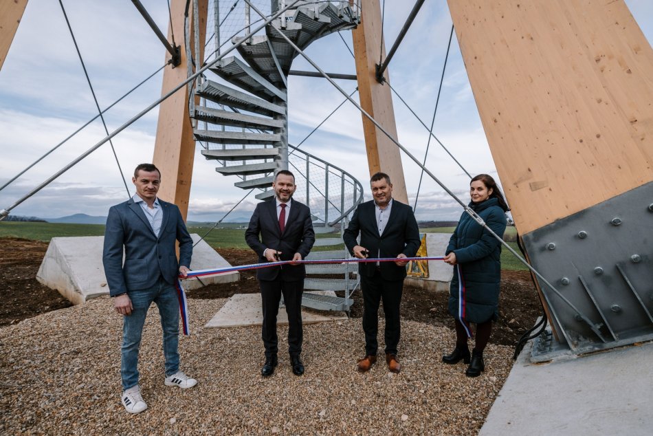 Nová rozhľadňa pri Nitre je OTVORENÁ