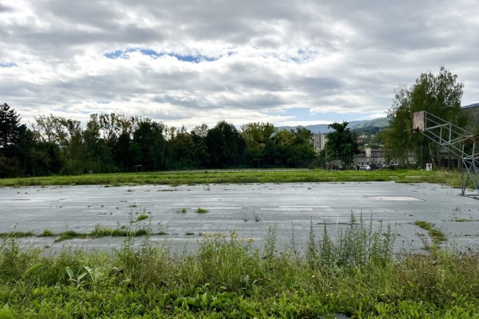 V OBRAZOCH: Projekt vybudovania nového skateparku a hokejbalového ihriska