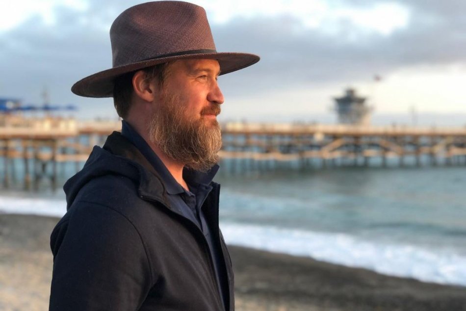 Herec Kenneth Mitchell podľahol zákernej chorobe