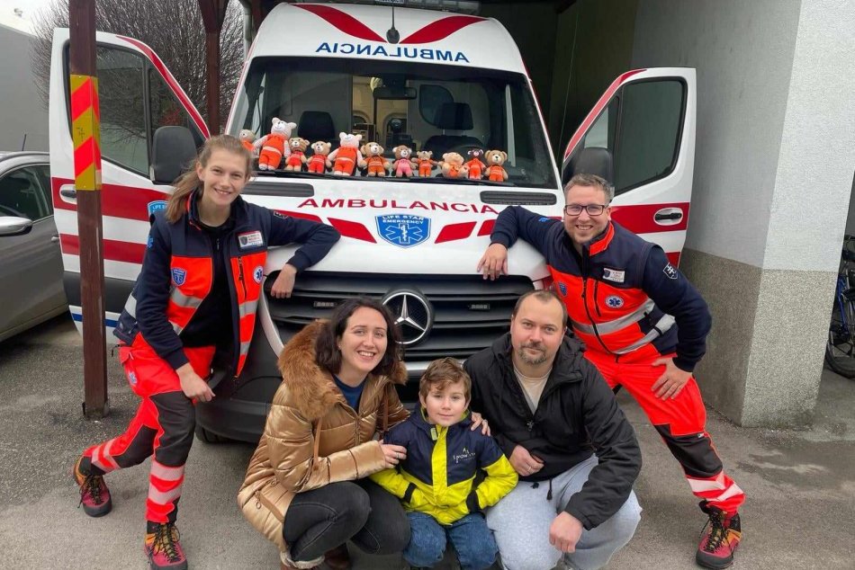 Háčkovaní mackovia pre detských pacientov