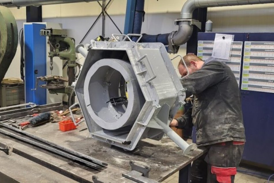 V OBRAZOCH: Obnova Hexagonu je inšpiratívna aj pre sochára Matúša Jančuru