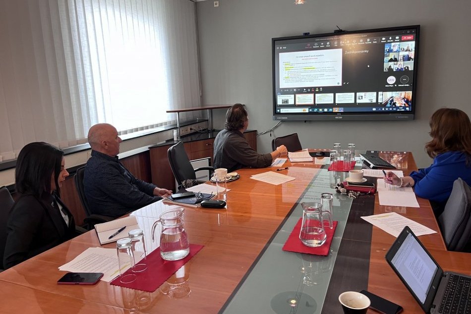 V OBRAZOCH: Bezpečnosť na školách v Banskej Bystrici