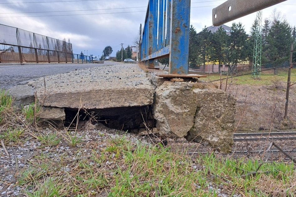 V Štrbe budú rekonštruovať starý most, vymenia ho za nový